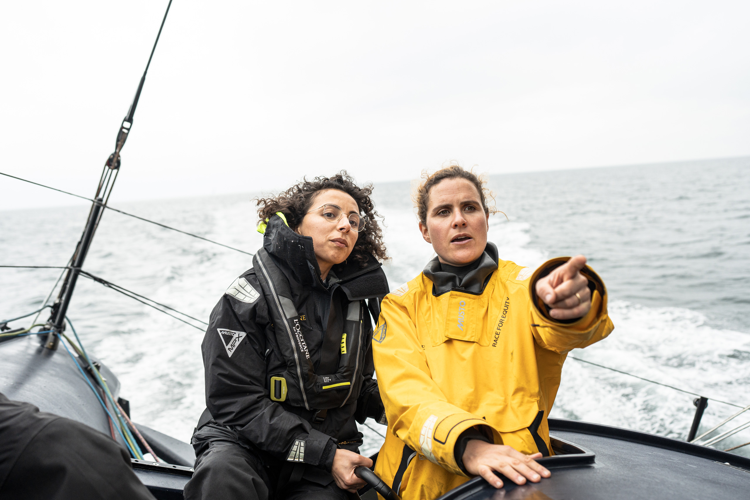 Partenariat Clarisse Crémer - IMOCA en mer